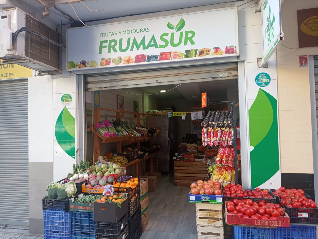 Fachada de la tienda FRUMASUR